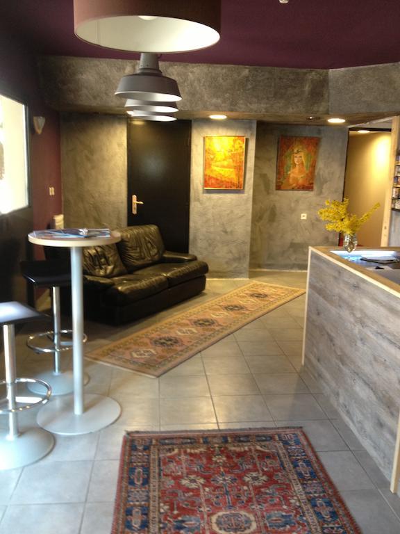 Les 4 Vallees Hotel Albertville Bagian luar foto