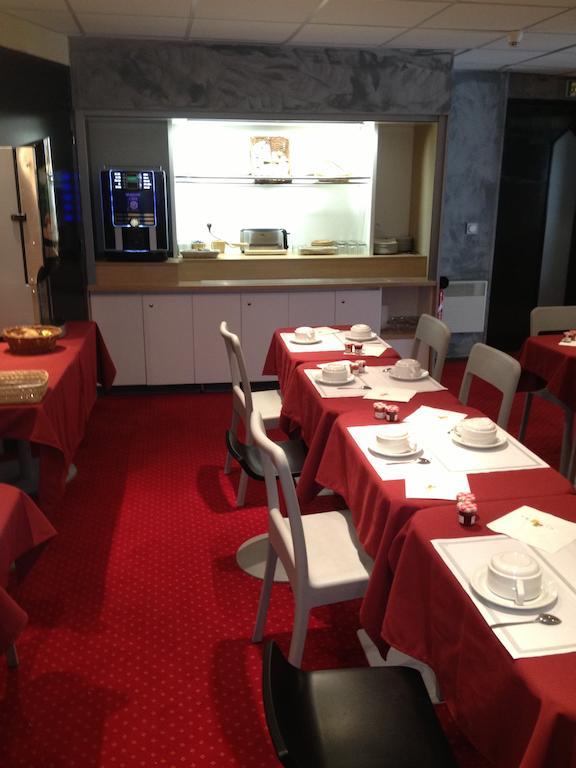 Les 4 Vallees Hotel Albertville Bagian luar foto