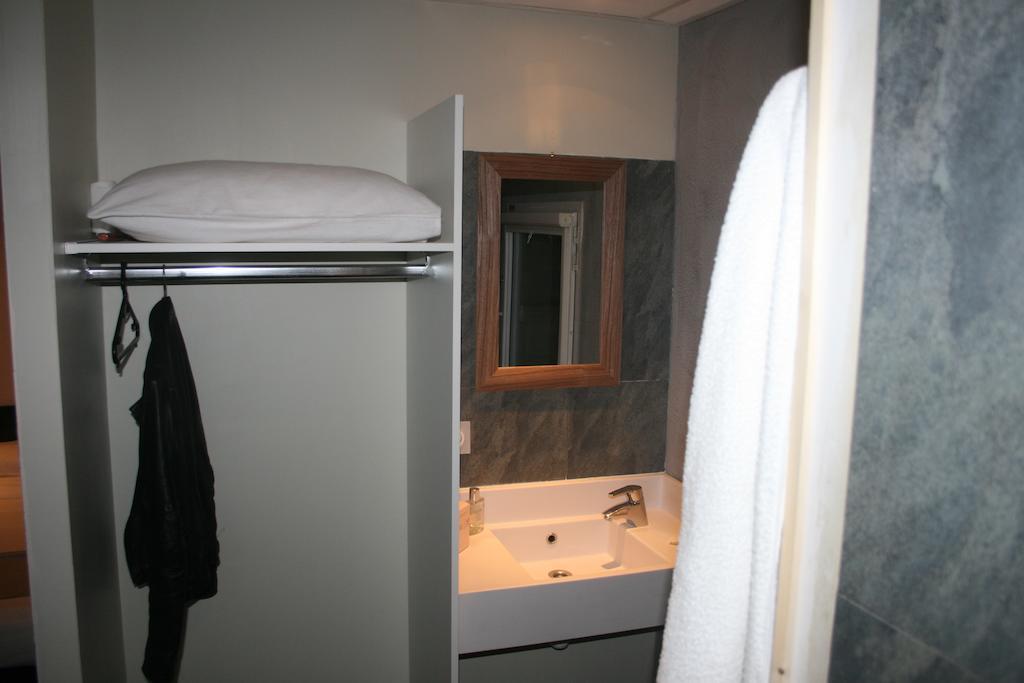 Les 4 Vallees Hotel Albertville Ruang foto