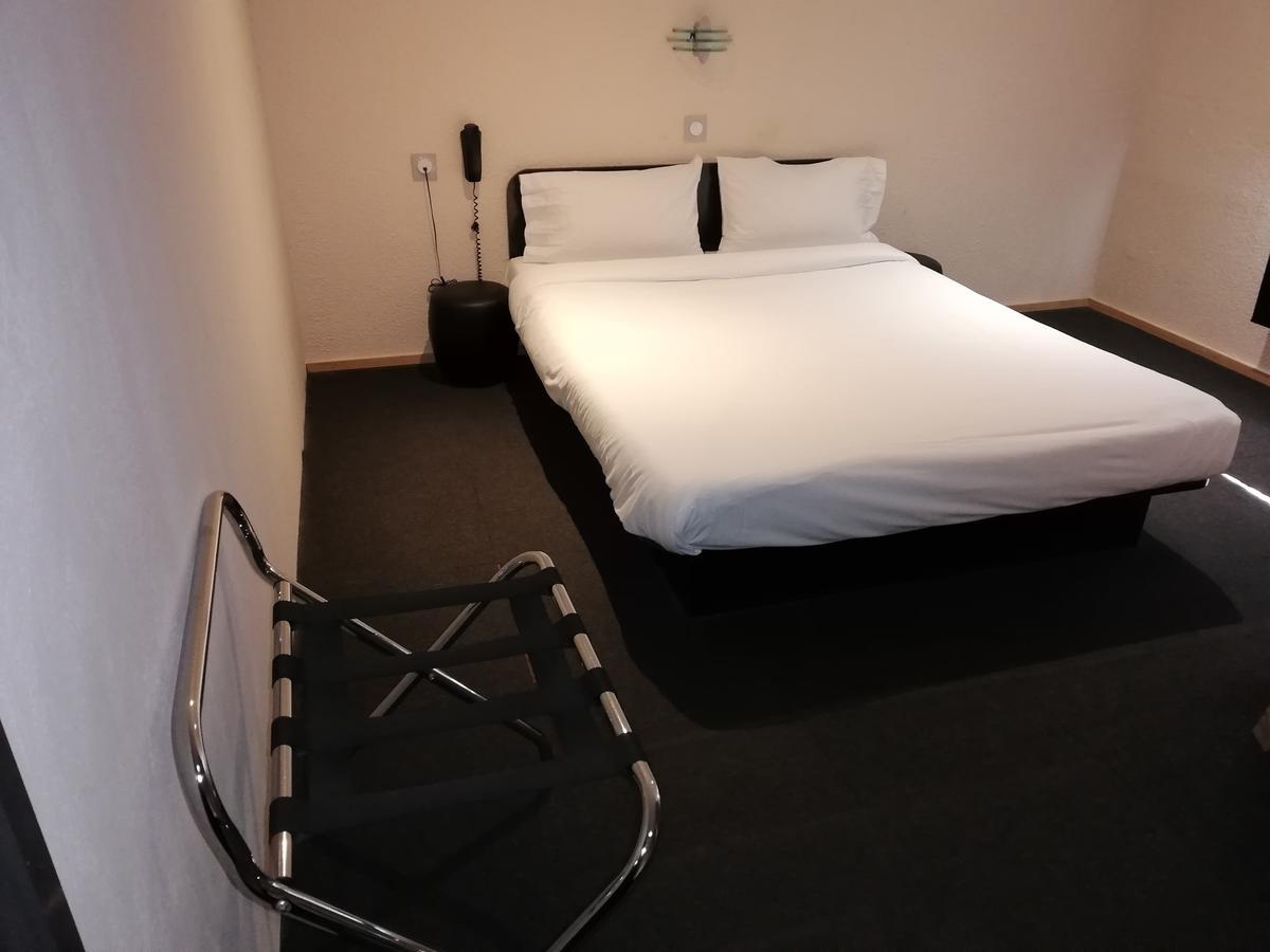 Les 4 Vallees Hotel Albertville Bagian luar foto