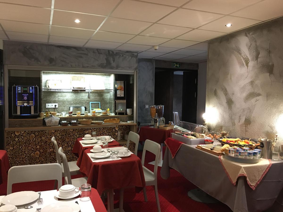 Les 4 Vallees Hotel Albertville Bagian luar foto