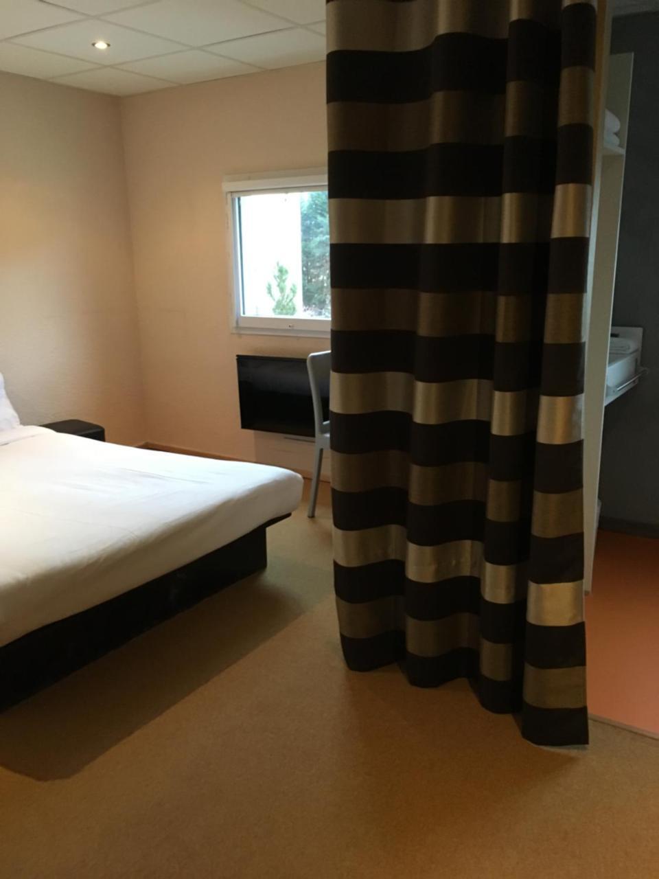 Les 4 Vallees Hotel Albertville Bagian luar foto